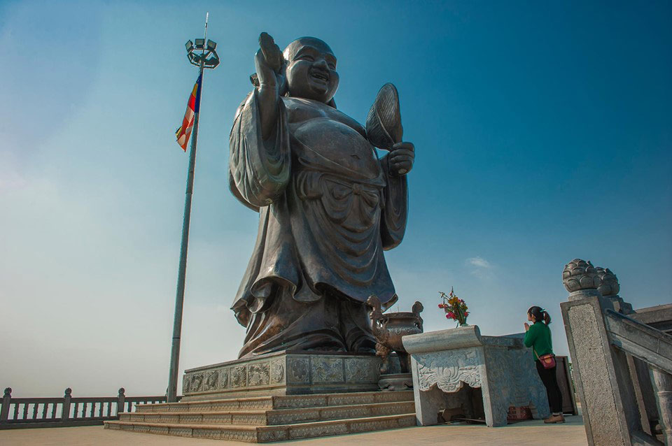 Tượng Phật Di Lặc lớn nhất Đông Nam Á