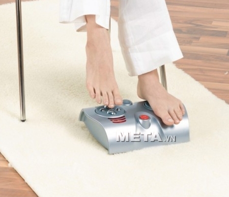 Máy massage chân trị liệu giúp xoa bóp các huyệt đạo ở chân, đem lại thư giãn.