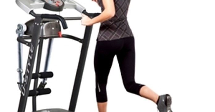 Máy chạy bộ bằng điện và máy chạy bộ bằng cơ khác nhau ở điểm gì?