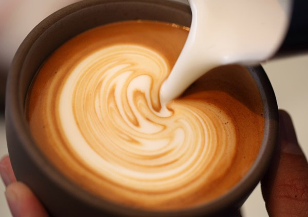 Nghệ thuật tạo hình thổi hồn vào mỗi ly cà phê như thế nào