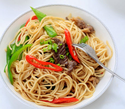 Cách làm mỳ xào thịt bò