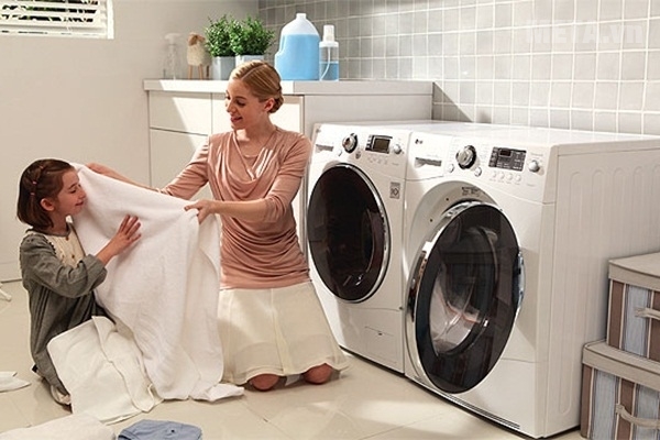 Chú ý từ 2 đến 3 tháng nên vệ sinh máy một lần.