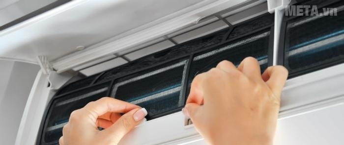 Bảo trì máy lạnh thường xuyên để tăng tuổi thọ cho máy.
