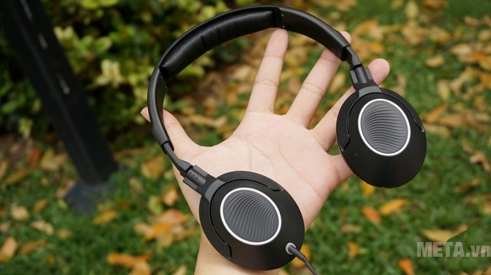 Tai nghe Sennheiser HD231G giúp hạn chế tiếng ồn 