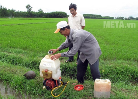 Khi sử dụng cần có sự giám sát và ý kiến của cán bộ kỹ thuật địa phương 