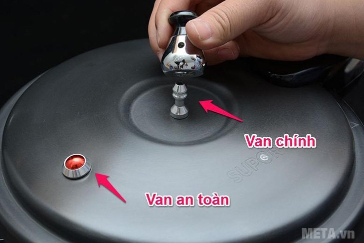 Dòng nồi áp suất có 1 van chính và 1 van phụ 