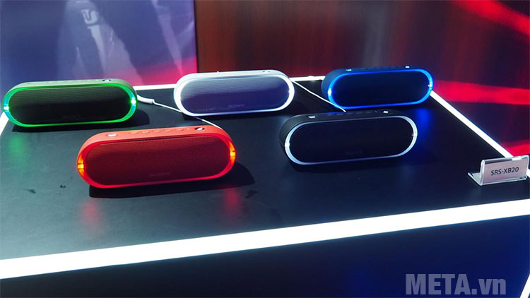 Nên chọn loa Bluetooth du lịch có dung lượng pin lớn
