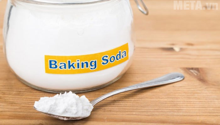 Baking Soda sẽ làm sạch bề mặt bàn là hiệu quả