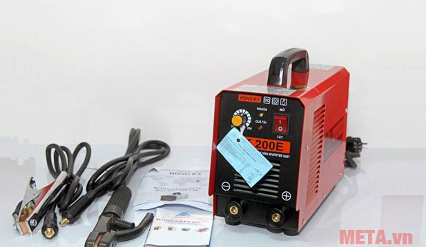Máy hàn điện tử Hồng Ký HK 200E có tia hồ quang mạnh, chạy êm và ổn định, mối hàn mịn, ăn sâu vào vật liệu hàn.
