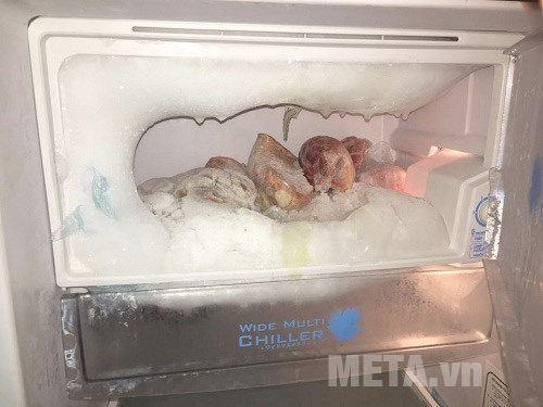 Tủ lạnh đóng tuyết dẫn đến thực phẩm không được bảo quản tốt