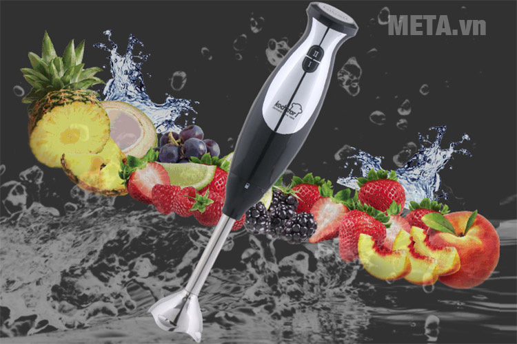 Máy xay sinh tố cầm tay có thiết kế nhỏ gọn