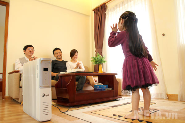 Lò sưởi dầu thiết kế hiện đại, chắc chắn