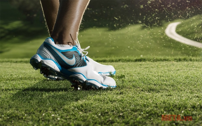 Giày golf