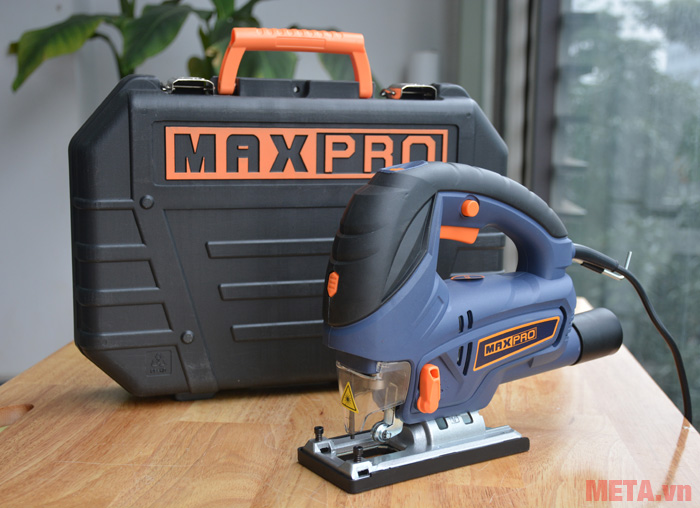 Máy cưa lọng Maxpro có thể được trang bị cả hộp đựng vô cùng tiện lợi.