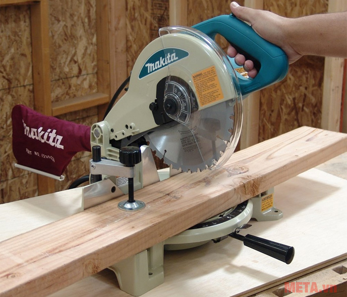 máy cắt  góc makita chính hãng