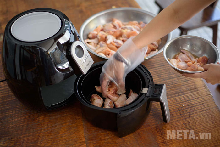 Những sai lầm thường gặp khi sử dụng nồi chiên không dầu