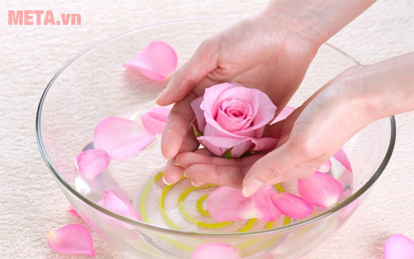 Tăng độ ẩm cho phòng điều hòa để giảm hiện tượng nằm máy lạnh bị nghẹt mũi