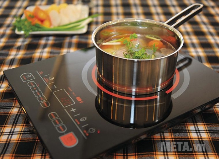 Chọn nồi thích hợp để tiết kiệm điện khi dùng bếp hồng ngoại