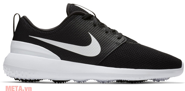 Giày Nike Roshe G AA1837-001 có kiểu dáng thể thao, năng động, phù hợp để dùng khi chơi golf