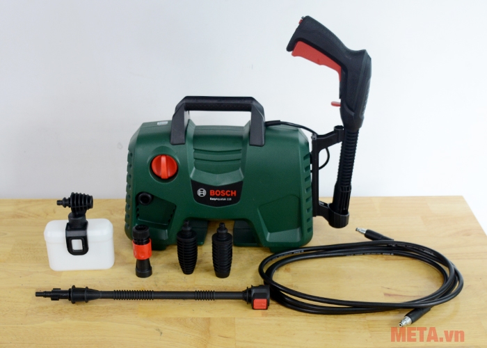 Máy rửa xe Bosch Easy Aquatak 110