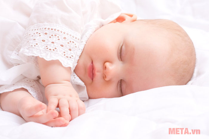 Sữa mẹ là nguồn dinh dưỡng vàng cho con sự khởi đầu tốt nhất.