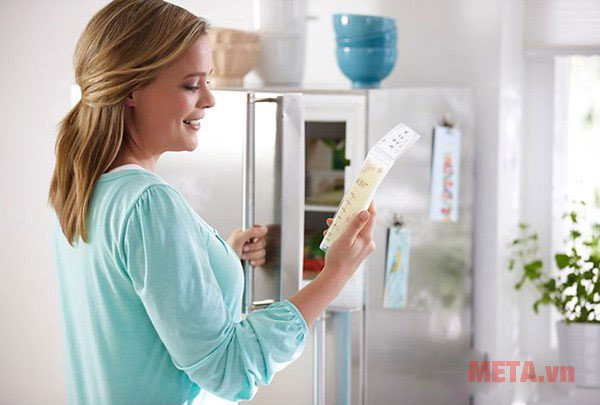 Bảo quản sữa mẹ bằng tủ lạnh
