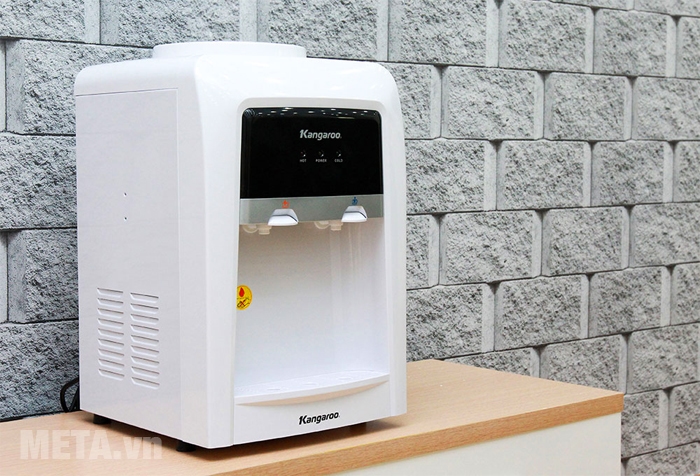 Cây nước nóng lạnh để bàn có thiết kế nhỏ gọn