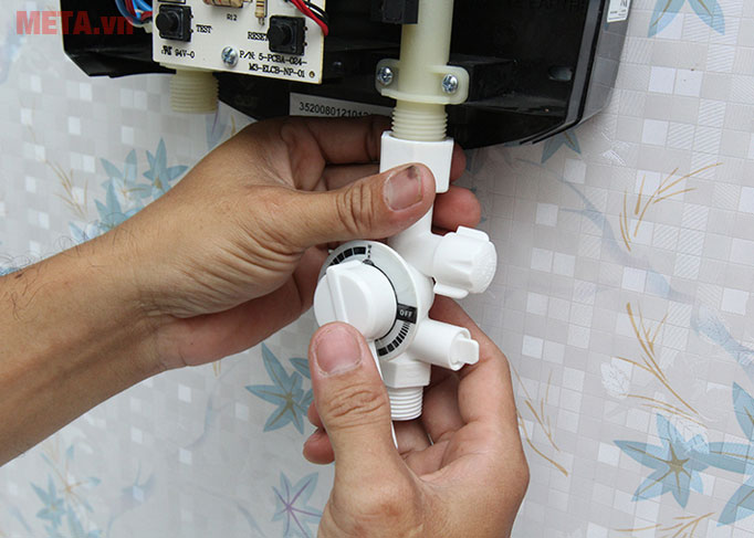Lắp đặt 3 van trong 1 