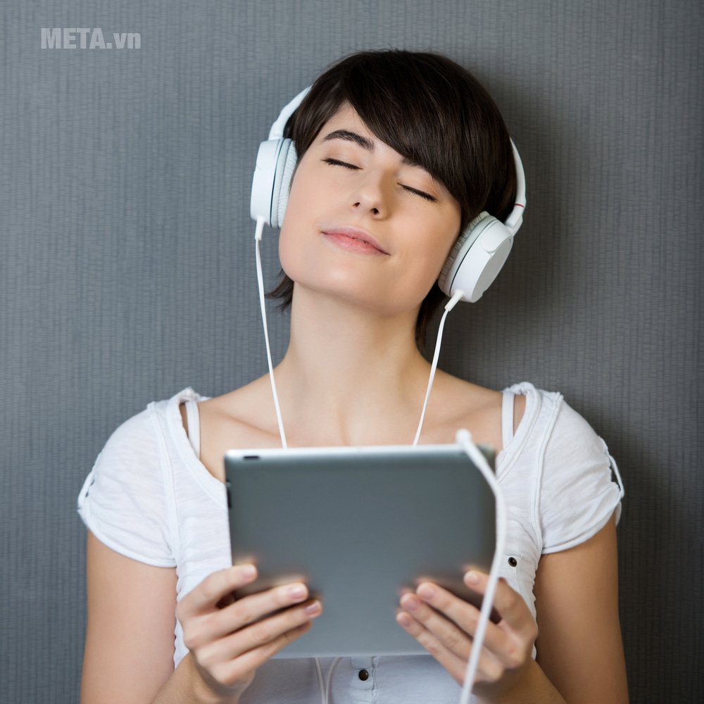 Nên sử dụng headphone