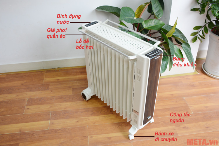Máy sưởi dầu Tiross có bánh xe tiện lợi.