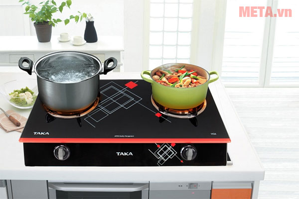 Bếp ga hồng ngoại có thiết kế hiện đại, đẹp mắt.