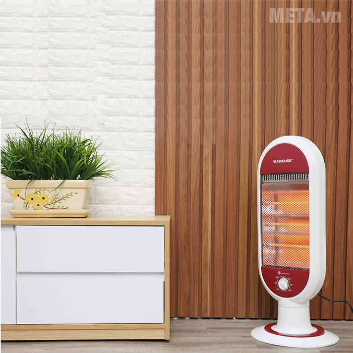 Quạt sưởi Sunhouse SHD-7022 giúp làm ấm nhanh chóng