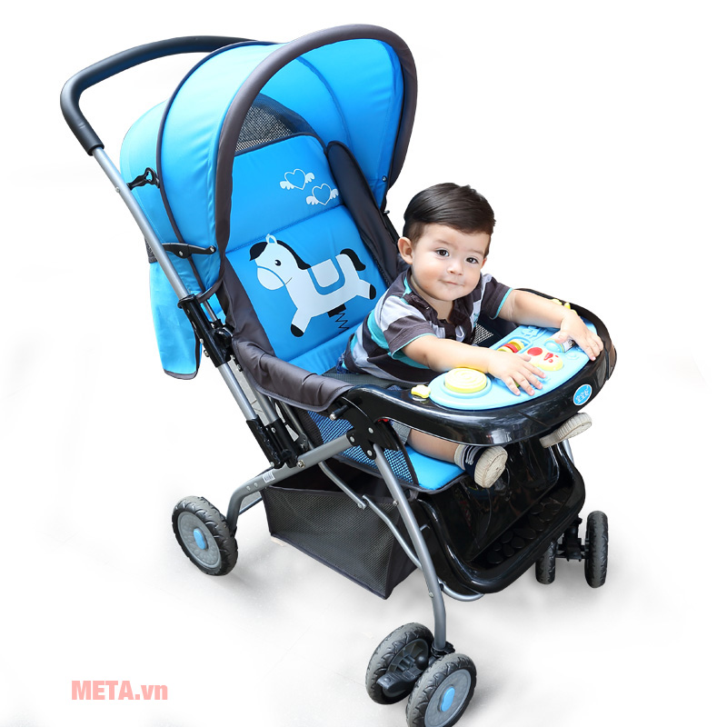 Vệ sinh bàn đựng đồ ăn