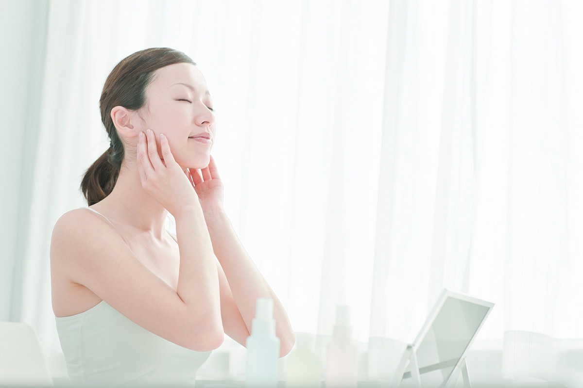 Phương pháp massage nâng cơ mặt tại nhà chống chảy xệ da hiệu quả