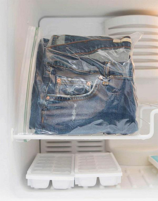 Làm sao để giữ quần Jeans mới mua không bị phai màu?