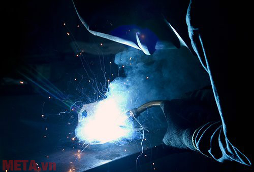 Chọn máy hàn tốt để đảm bảo hàn nhanh, đẹp, mối hàn bền.