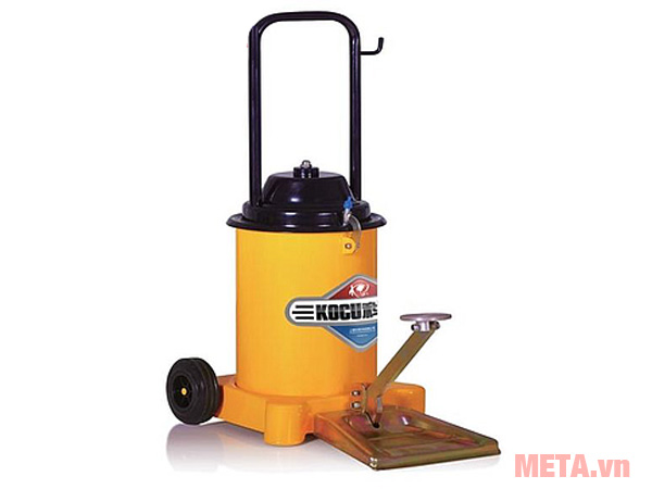 Máy bơm mỡ dùng chân Kocu GZ-6J Máy bơm mỡ dùng chân Kocu GZ-6J