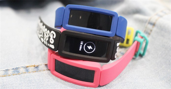 Review đồng hồ thông minh mới nhất của Fitbit - Fitbit ACE 2