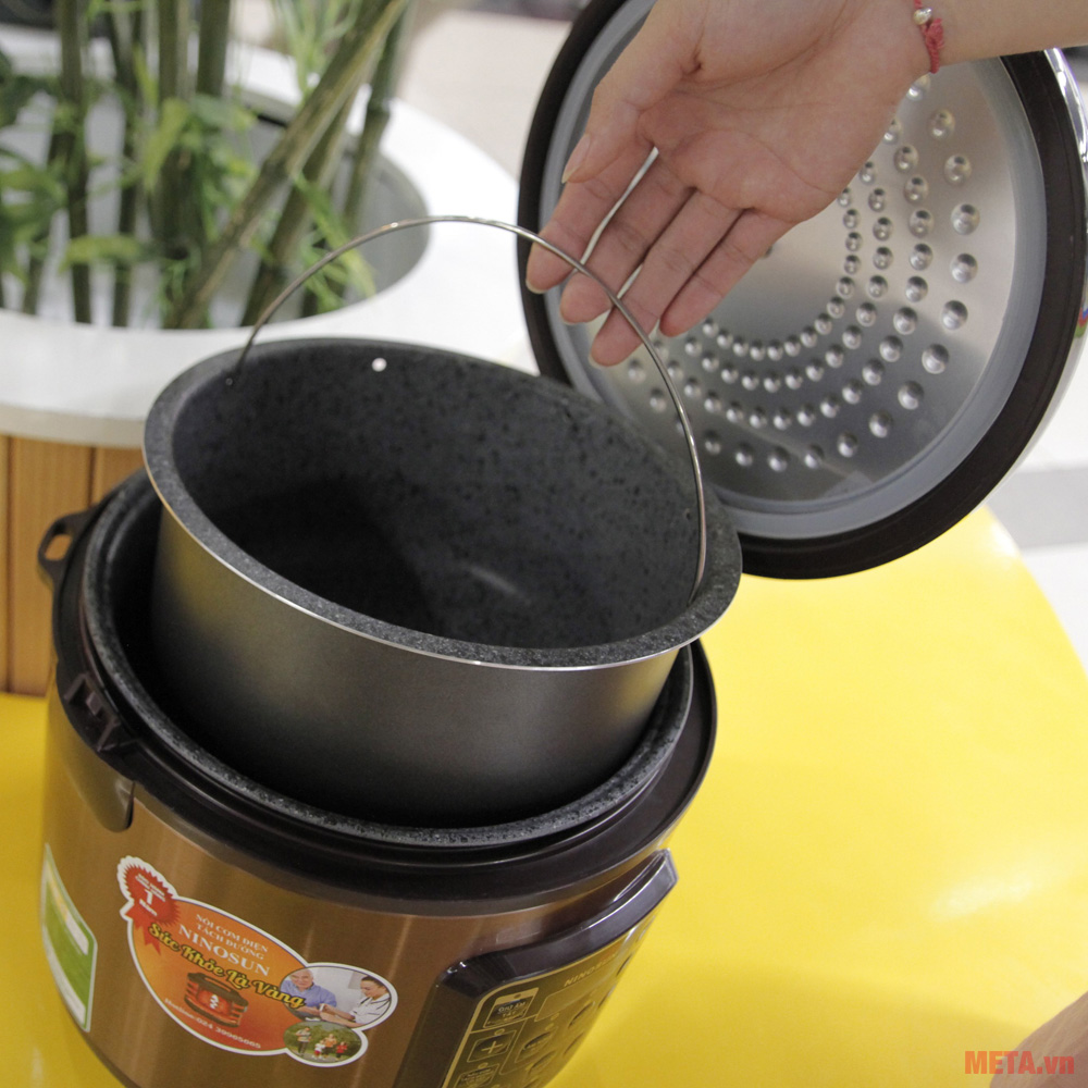 Nồi cơm tách đường