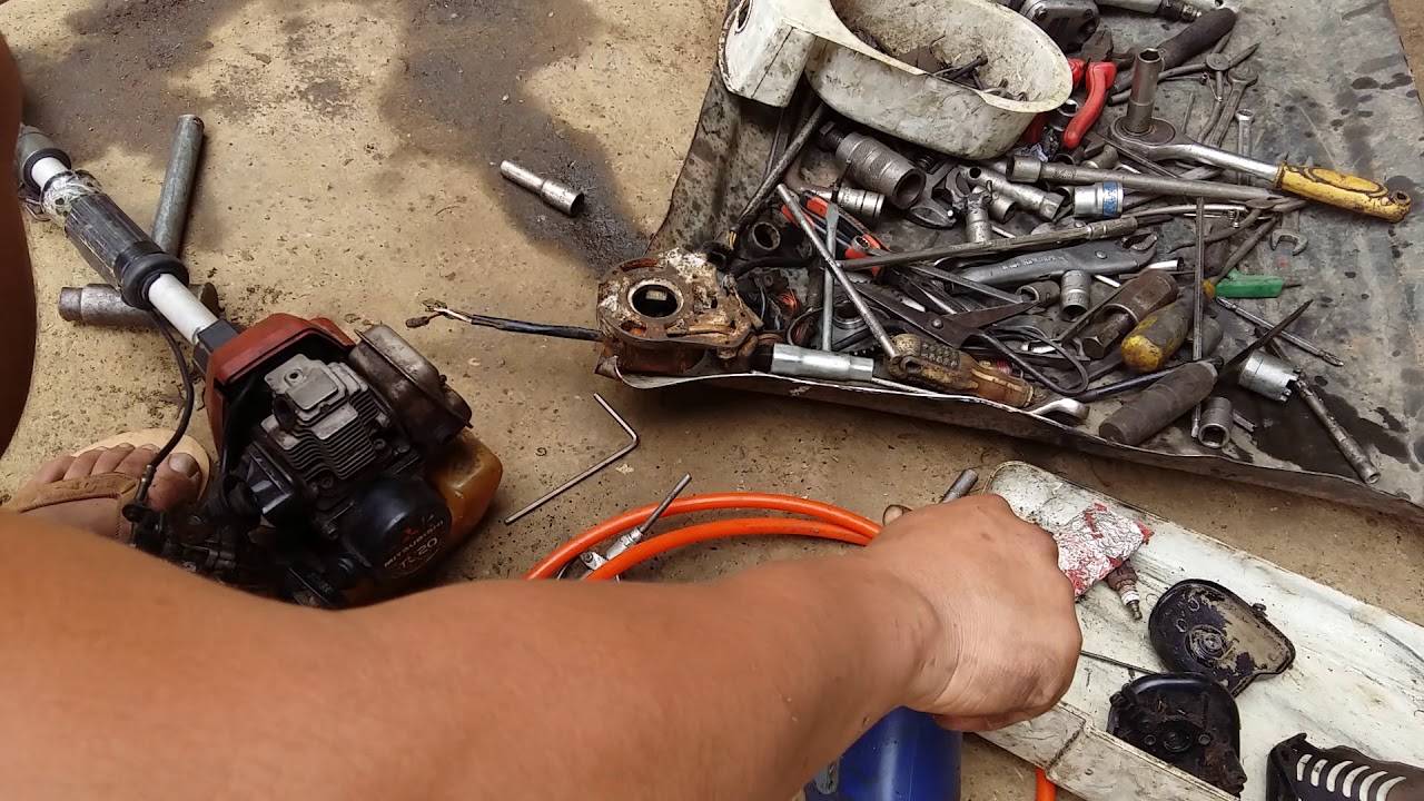 máy cắt cỏ không nổ