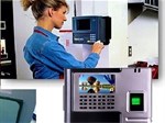 Máy chấm công kiểm soát cửa ra vào là gì? Nên mua loại nào tốt, giá hợp lý?