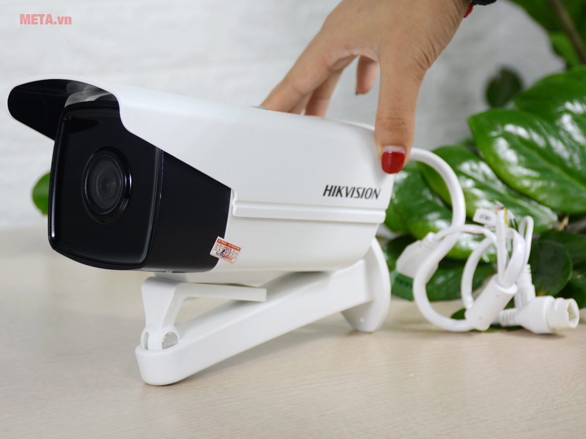 Camera IP hồng ngoại 2.0 Megapixel Hikvision DS-2CD2T21G0-IS Camera IP hồng ngoại 2.0 Megapixel Hikvision DS-2CD2T21G0-IS