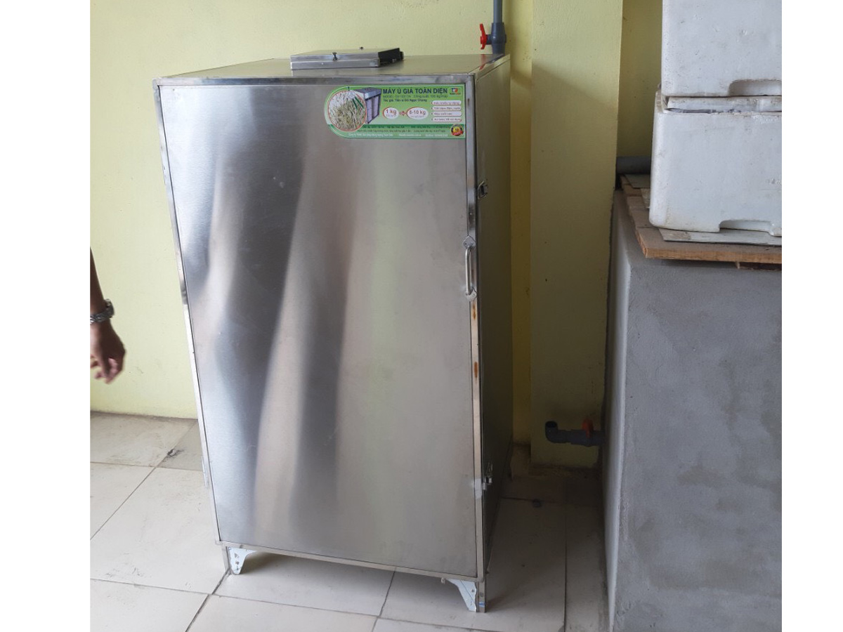 Máy làm giá đỗ công nghiệp Toàn Diện 100kg tiết kiệm diện tích sử dụng.