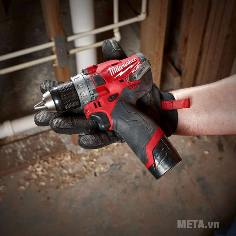 Máy khoan pin Milwaukee M12 FPD-0