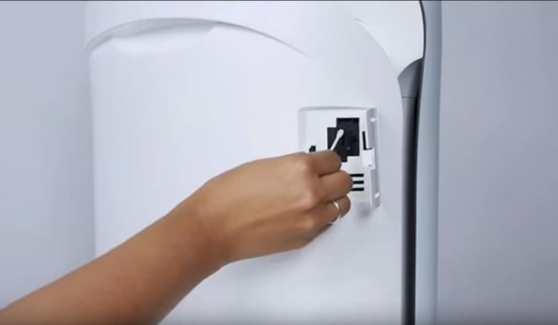 vệ sinh máy lọc không khí