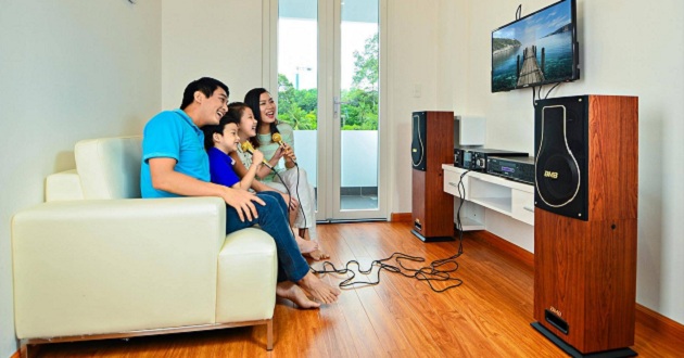 loa nghe nhạc và hát karaoke hay