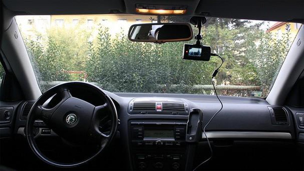Lưu ý khi tự lắp camera hành trình