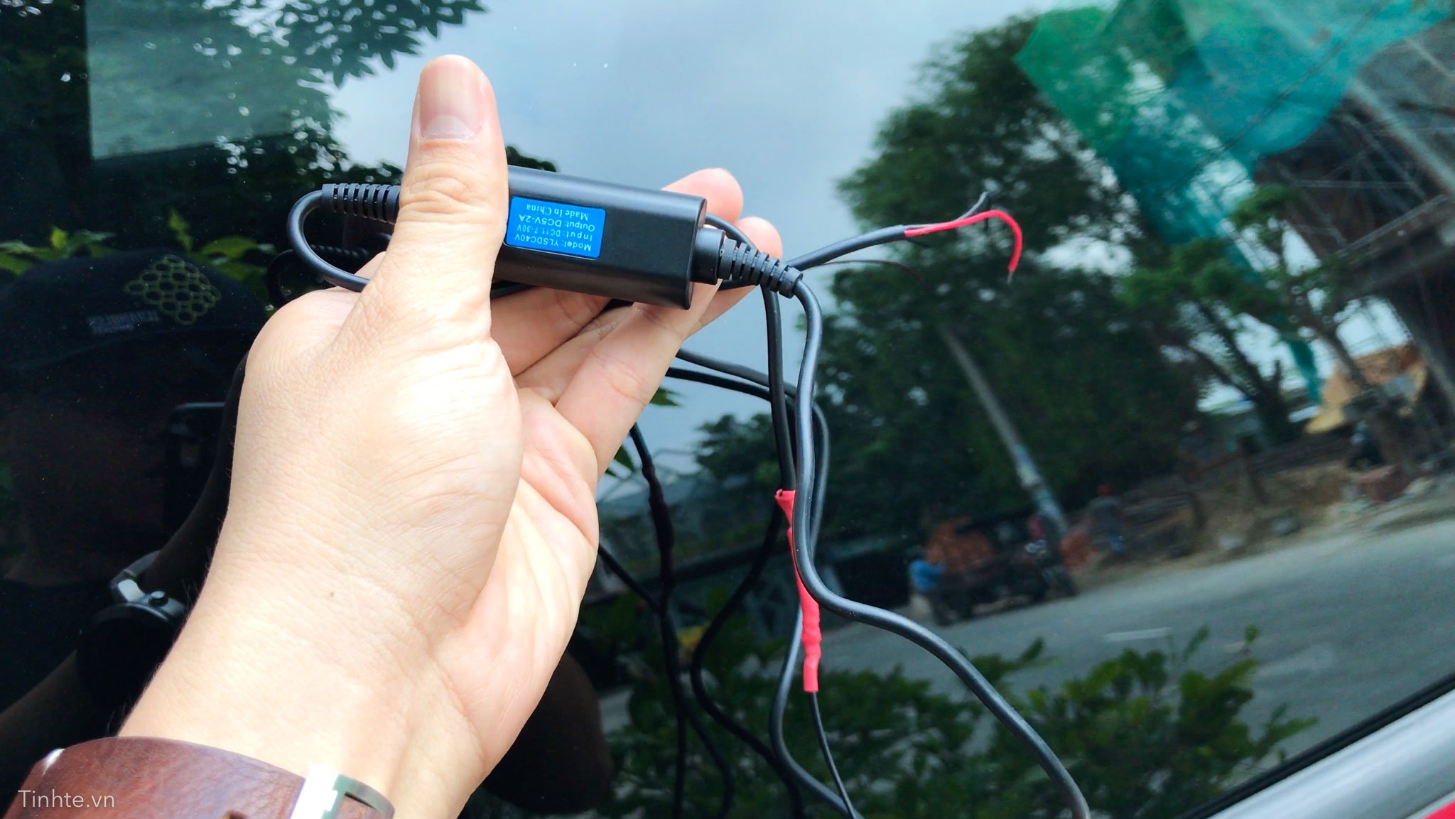 Nên sử dụng nguồn điện trực tiếp thay vì pin