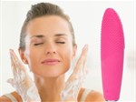 Cách sử dụng máy rửa mặt siêu âm kèm chức năng nhiệt Sonicleanse Glo Viva Rio FADH
