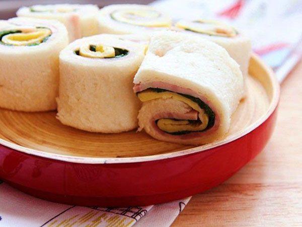 Cách chế biến bánh mì sandwich thanh cua ăn sáng